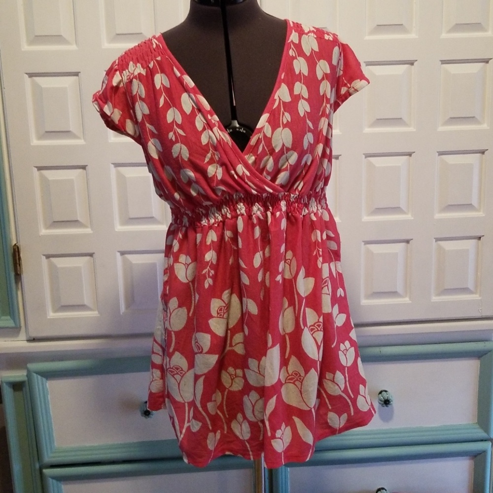 Womens short sleeve maternity top large